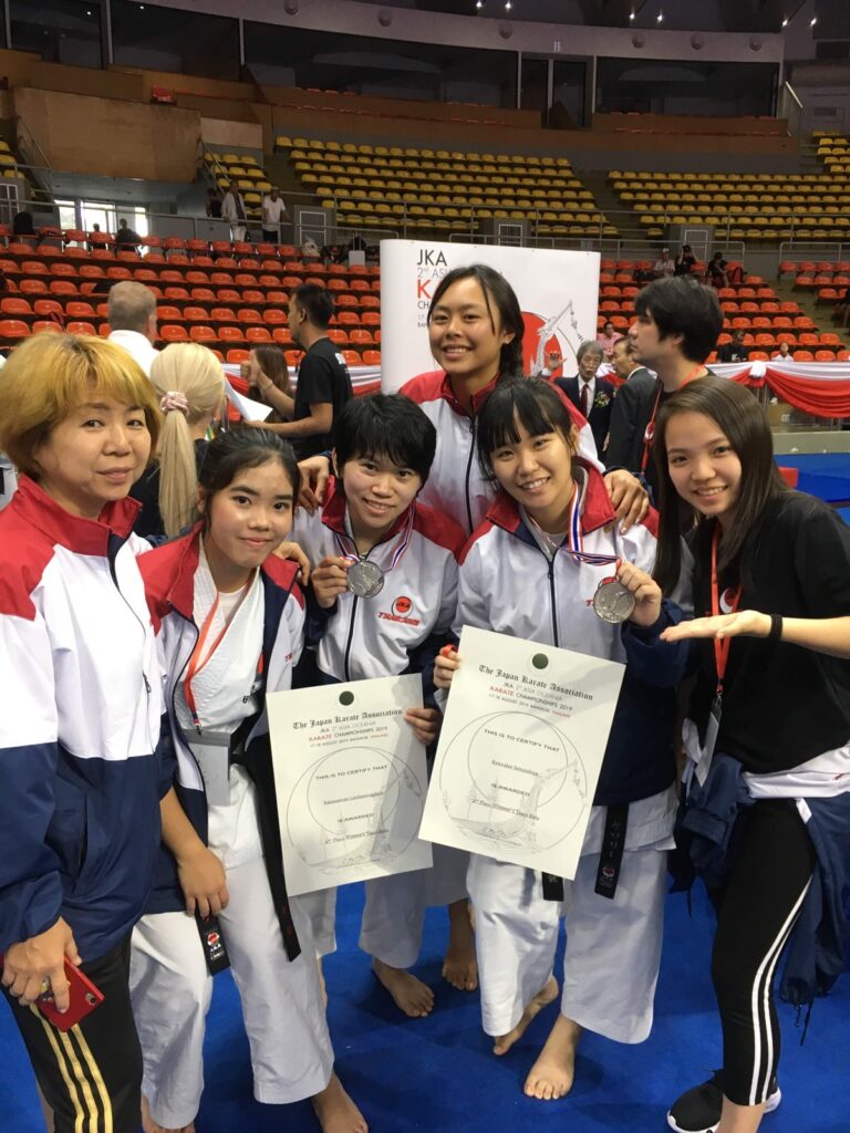 Competitors holding certificates at the JKA Asia Oceania Championships 2019